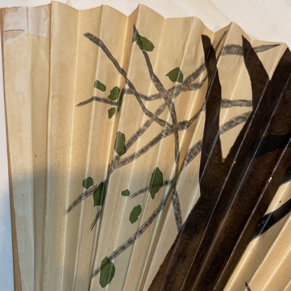 Final Price Drop: Small Lot of Vintage Asian Fans - Picture 10 of 15